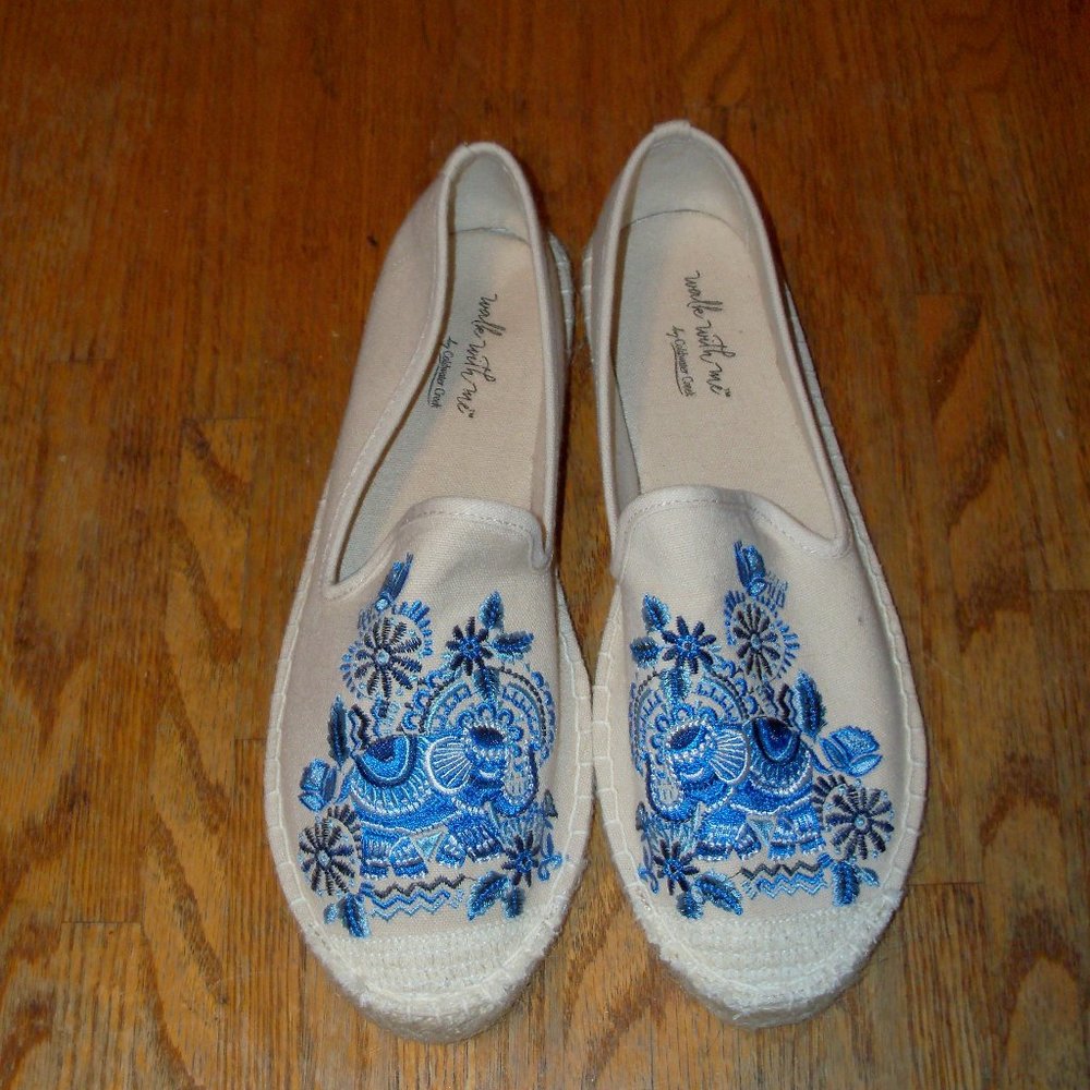 NEW Women's Size 8.5 Embroidered Espradille Floral
